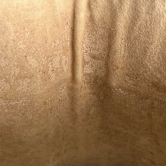 Louis Vuitton - Picture 13 of 16